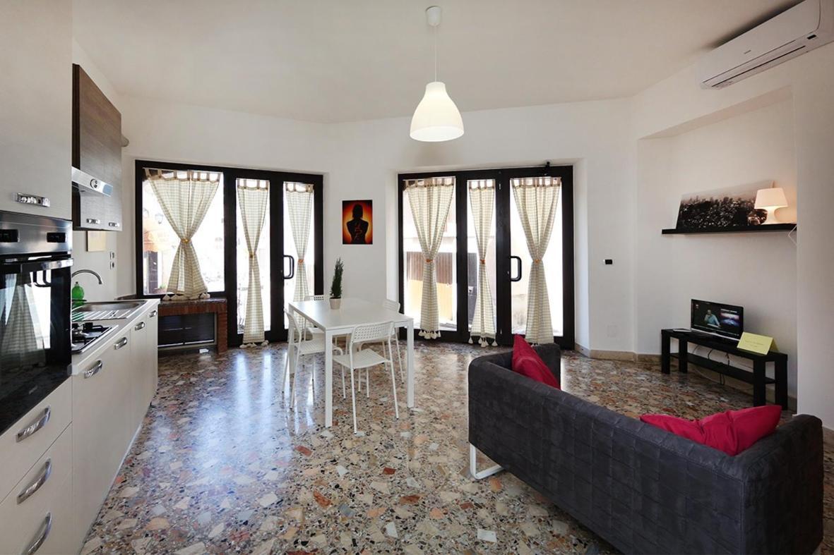 Casa Pirri Apartman Castelmola Kültér fotó